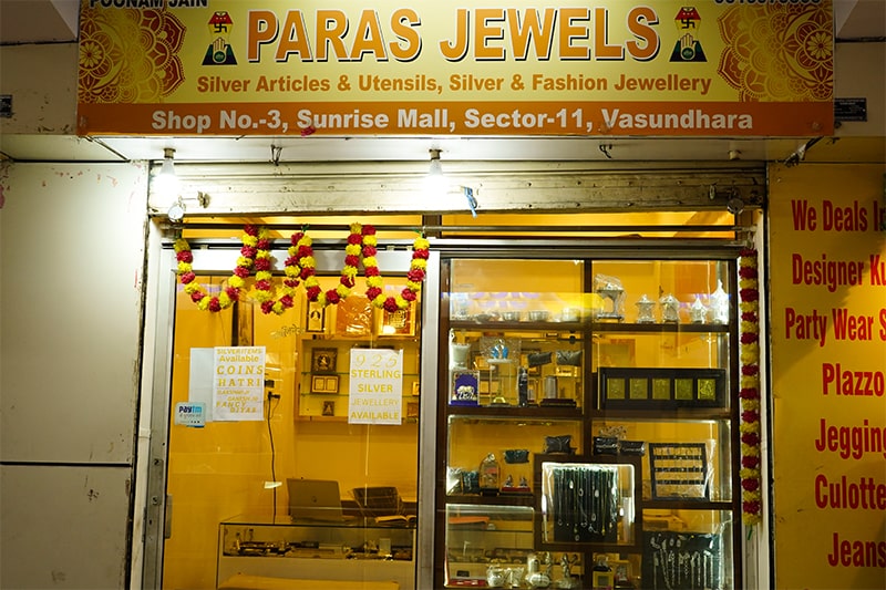 Paras Jewels