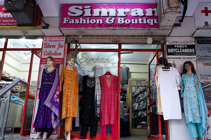 Simran Fashion & Boutique